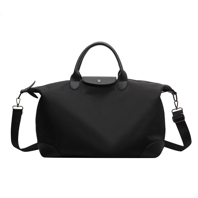The Commuter Tote | Lightweight Nylon Barrel Bag | Effortlessly Global