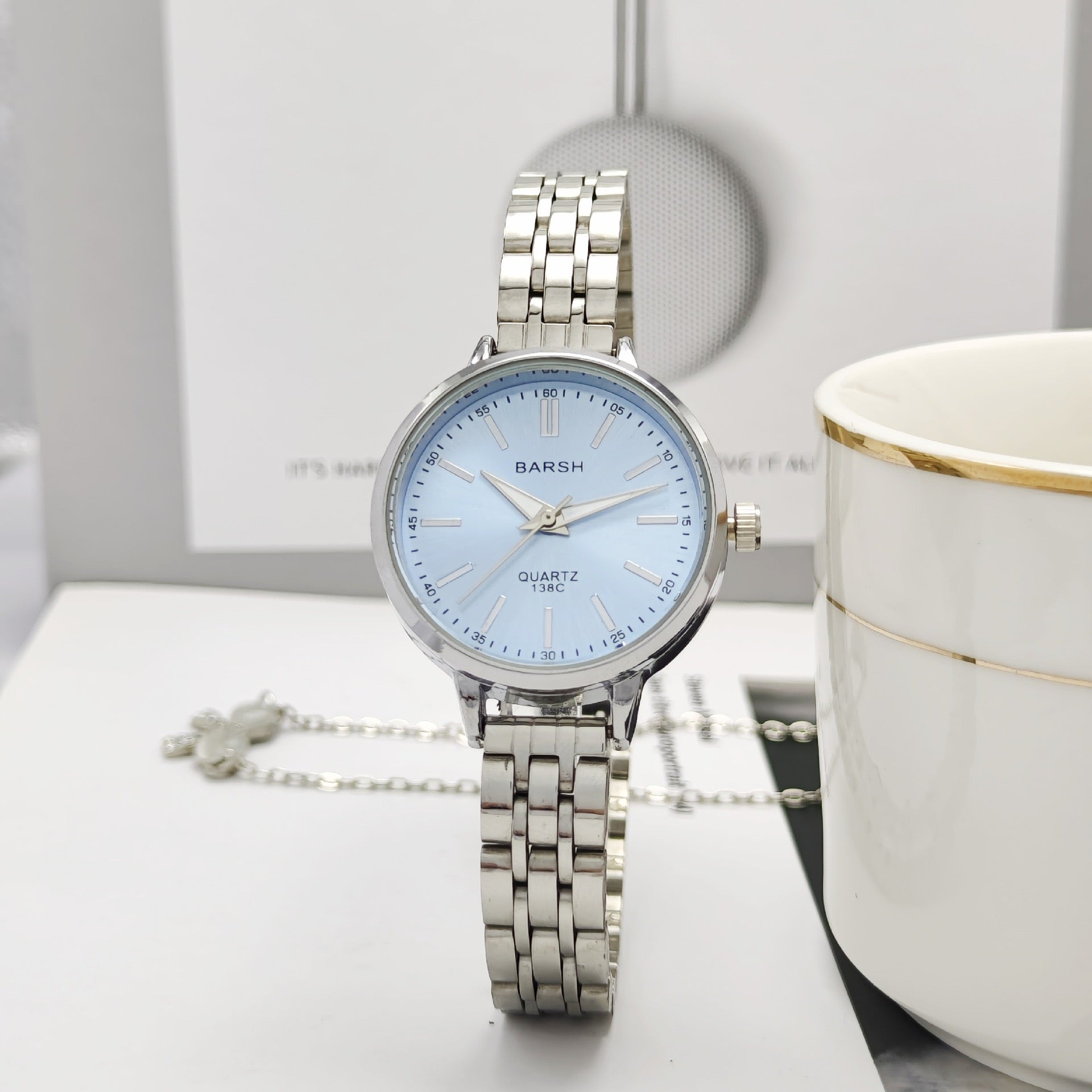 Minimalist Quartz Watch | Multi-Color Dial | Stainless Steel Strap