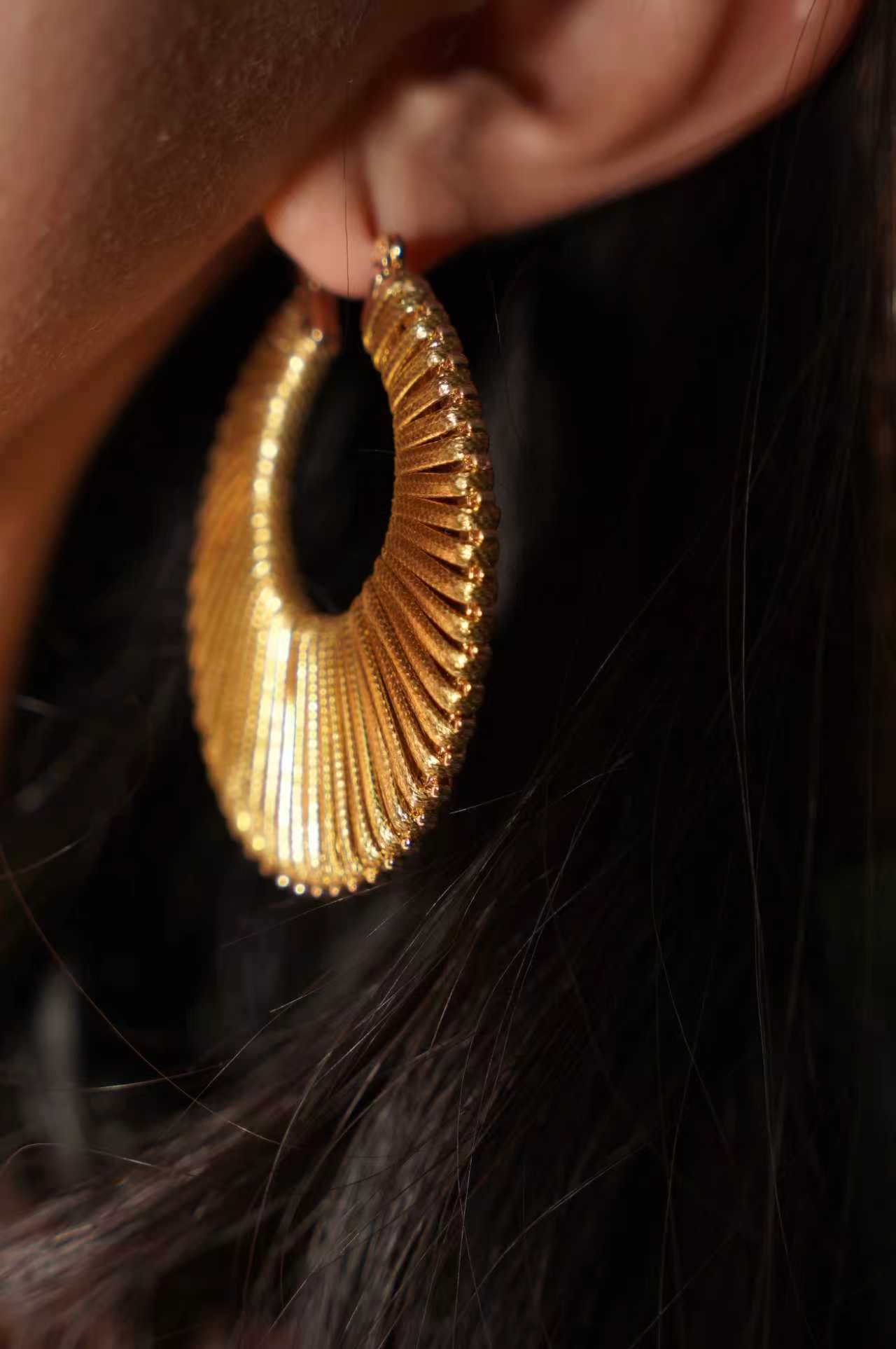Wire-Woven Hoop Earrings | Lightweight Statement Gold